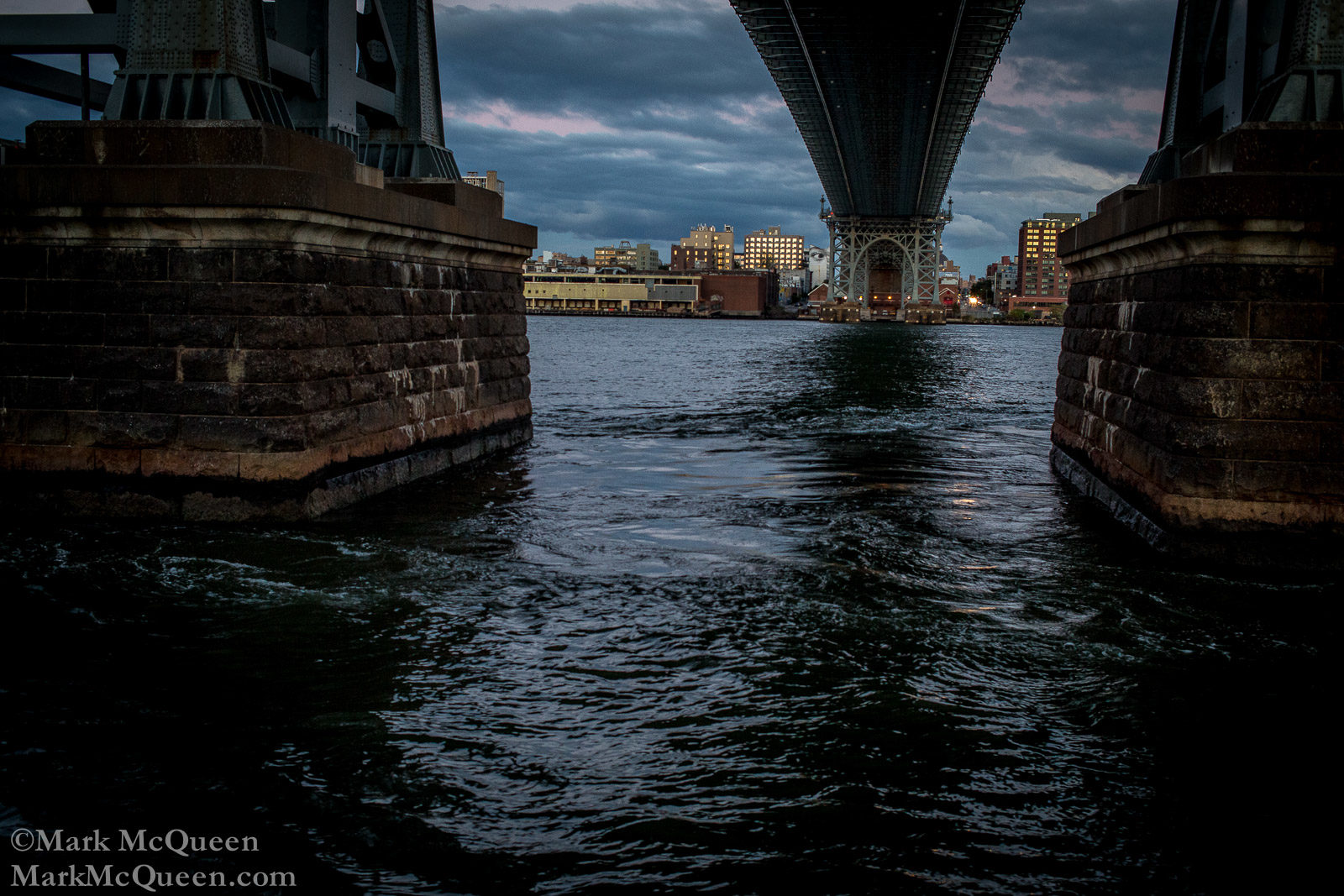 New York City, East River: The Williamsburg Bridge